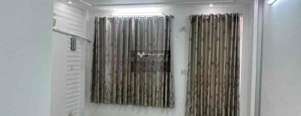 Nhà gồm 5 phòng ngủ cho thuê nhà ở Có tổng diện tích 80m2 giá thuê đàm phán chỉ 16.5 triệu/tháng vị trí mặt tiền ngay Trần Trọng Cung, Hồ Chí Minh-02