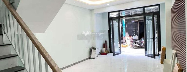 Nhà có tổng 2 phòng ngủ, cho thuê nhà, thuê ngay với giá hữu nghị chỉ 10 triệu/tháng diện tích là 56m2 vị trí thuận lợi ở Tân Quý, Tân Phú-03