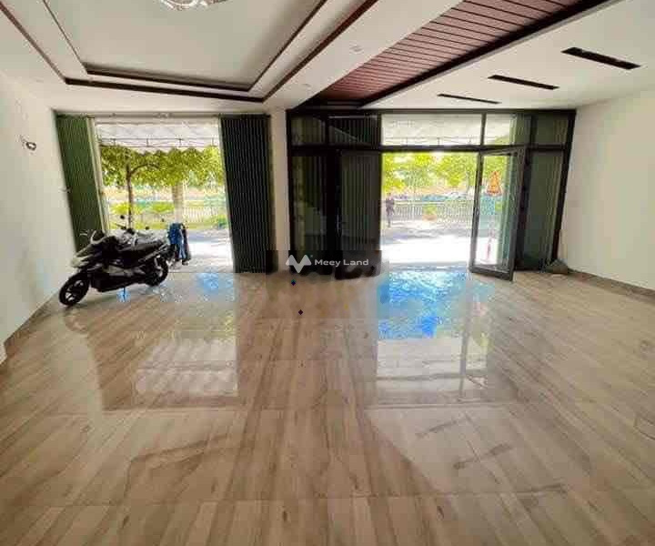 Diện tích thực khoảng 100m2, cho thuê nhà ở vị trí đặt ở tại Thanh Khê, Đà Nẵng, trong nhà này có 4 phòng ngủ, 5 WC vị trí thuận lợi-01