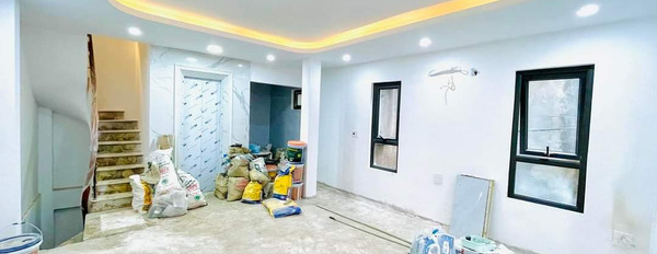 Đoàn Thị Điểm, Đống Đa lô góc - thang máy 33m2, 6 tầng, mặt tiền 7,6m giá 7,6 tỷ-02