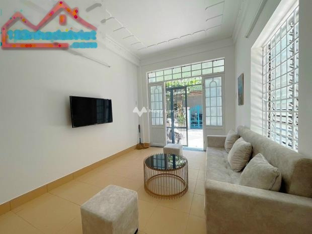 Nhà gồm 2 phòng ngủ bán nhà bán ngay với giá khoảng 2.9 tỷ diện tích chuẩn 40m2 vị trí thuận lợi tọa lạc ngay tại Phú Hội, Thừa Thiên Huế-01