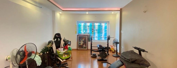 Vị trí đẹp Dịch Vọng, Hà Nội bán nhà bán ngay với giá sang tên 10.5 tỷ trong nhà bao gồm có 4 PN 3 WC-03