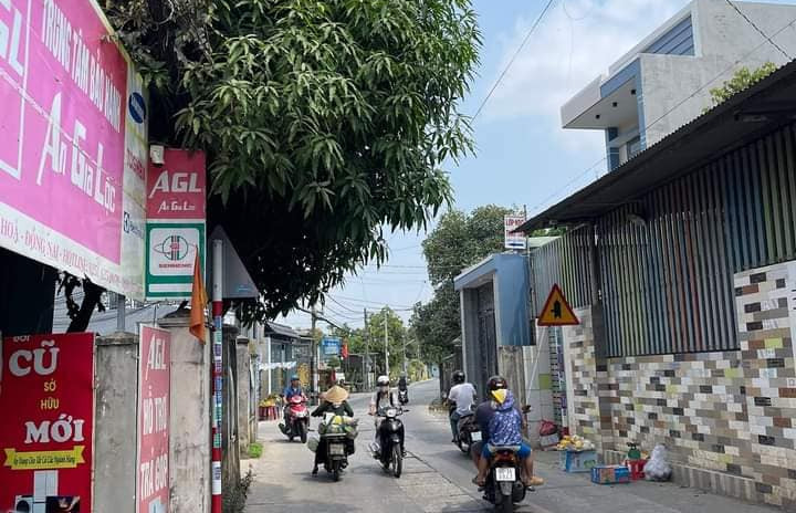 Cần bán nhà riêng thành phố Long Khánh, Đồng Nai, giá 5 tỷ