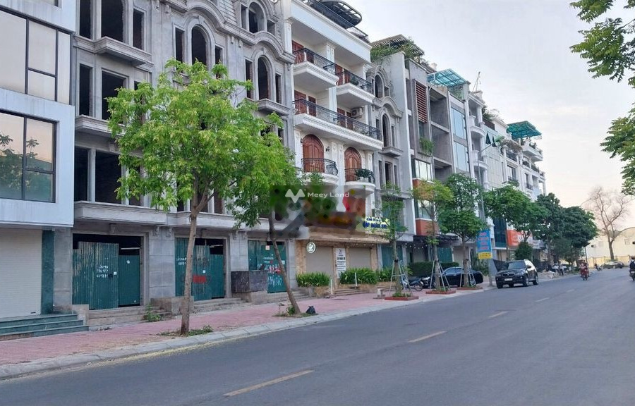 Bán nhà vị trí thuận lợi ở Hồng Tiến, Hà Nội bán ngay với giá hạt dẻ từ 18.6 tỷ diện tích 86m2 căn này bao gồm 6 PN-01