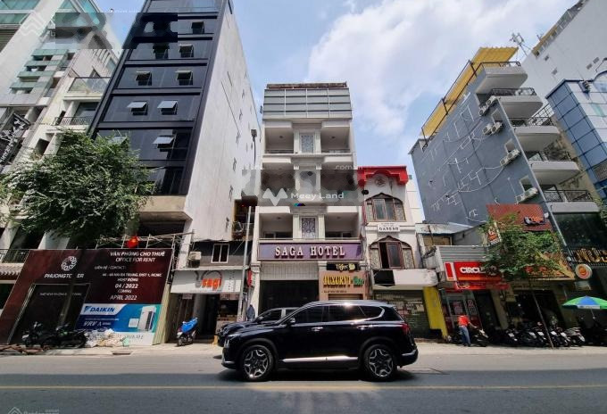 Căn này gồm 3 PN, bán nhà ở diện tích 94.5m2 bán ngay với giá khủng chỉ 27 tỷ vị trí thuận lợi tọa lạc ngay tại Nguyễn Cư Trinh, Hồ Chí Minh