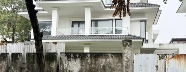 Bao gồm 4 PN, cho thuê biệt thự có một diện tích sàn 700m2 giá thuê đặc biệt chỉ 100 triệu/tháng vị trí ngay tại Phú La, Hà Đông-03