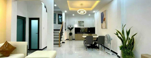 Ngôi nhà có 2 PN bán nhà bán ngay với giá từ 4.9 tỷ diện tích rộng 39m2 vị trí đẹp Phan Chu Trinh, Hồ Chí Minh-03