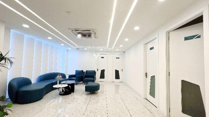 Cho thuê nhà ở diện tích chuẩn 100m2 thuê ngay với giá từ 53 triệu/tháng vị trí mặt tiền ở Vũ Tông Phan, Hồ Chí Minh