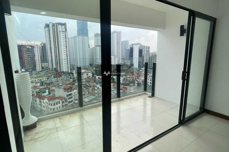 Tổng giá 4.65 tỷ, bán chung cư diện tích tổng là 98m2 vị trí ở Cầu Giấy, Hà Nội, hướng Đông - Bắc, tổng quan căn hộ thì gồm có 2 PN bãi đậu xe rộng-01
