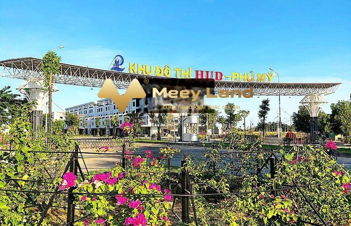 Tại Phú Mỹ Quảng Ngãi 1.68 tỷ bán đất có tổng dt 140 m2 vị trí mặt tiền ở Phạm Văn Đồng, Nghĩa Chánh