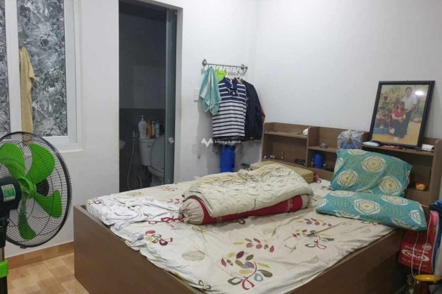 Trong căn này thì có 3 phòng ngủ bán nhà giá bán cực tốt từ 5.7 tỷ có diện tích chung là 72m2 tại Sơn Kỳ, Hồ Chí Minh-01