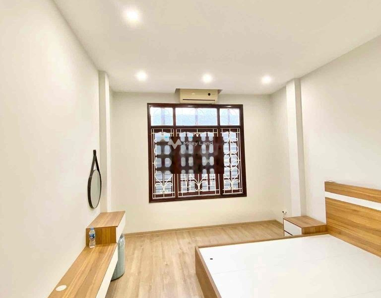 Mặt tiền tọa lạc gần Nam Từ Liêm, Hà Nội cho thuê nhà thuê ngay với giá mua liền từ 16 triệu/tháng, căn nhà có tổng 5 phòng ngủ, 5 WC-01