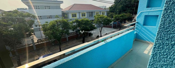 Vị trí thuận tiện ngay tại Trần Thị Cờ, Thới An, cho thuê chung cư giá thuê quy định 2.8 triệu/tháng, tổng quan căn hộ này 6 PN, 1 WC bãi đậu xe rộng-03