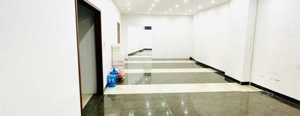 Bây giờ tôi cần cho thuê cửa hàng diện tích tiêu chuẩn 170m2 giá thuê cực mềm 20 triệu/tháng lh để xem ngay-02