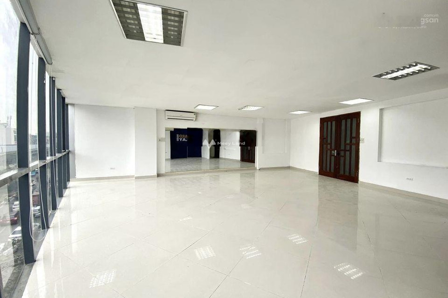 Thuê ngay với giá rẻ 30 triệu/tháng cho thuê sàn văn phòng vị trí hấp dẫn Trần Thái Tông, Dịch Vọng có diện tích tổng là 150m2 nội thất hoàn mỹ Đầy đủ-01
