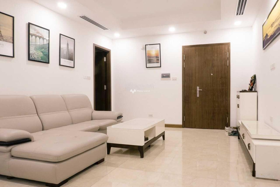 Trong căn hộ nhìn chung gồm có 3 PN, cho thuê căn hộ vị trí thuận lợi ở Thanh Xuân, Hà Nội, 2 WC vị trí thuận lợi-01