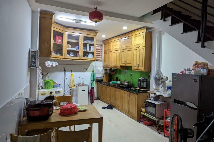 Vị trí hấp dẫn nằm ở Huỳnh Tấn Phát, Phú Thuận cho thuê nhà thuê ngay với giá khởi đầu chỉ 8 triệu/tháng, tổng quan bên trong nhà 2 PN, 2 WC-01