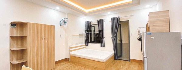 Vị trí đặt nằm tại Nhất Chi Mai, Phường 13, cho thuê chung cư giá thuê khủng 6 triệu/tháng, tổng quan bao gồm có 1 phòng ngủ, 1 WC khu vực dân cư-02