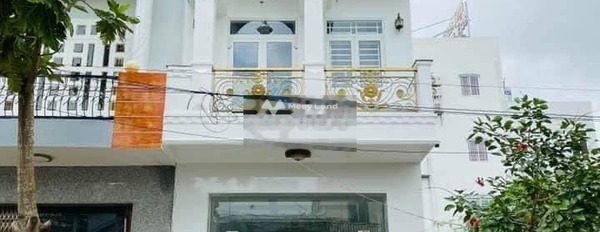 Cho thuê nhà vị trí hấp dẫn nằm ở Quang Trung, Hưng Phú, giá thuê rẻ 18 triệu/tháng Diện tích nền 90m2, căn nhà có tất cả 4 PN-03