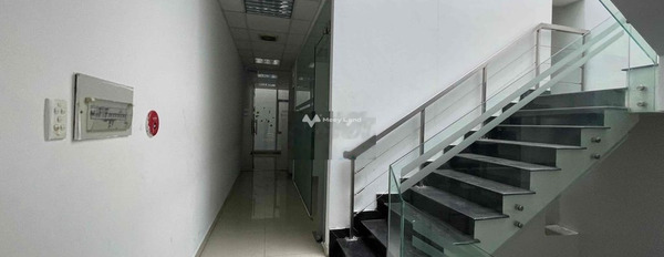 Tân Sơn Nhì, Tân Phú cho thuê sàn văn phòng thuê ngay với giá siêu tốt 35 triệu/tháng với diện tích chuẩn 400m2, hướng Tây-03