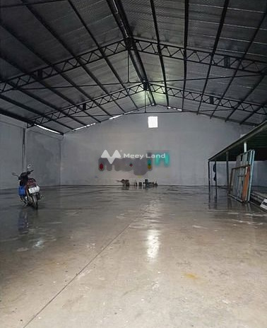 Cắt lỗ cho thuê kho bãi diện tích rộng rãi 700m2 ngay trên Gò Vấp, Hồ Chí Minh thuê ngay với giá cực mềm chỉ 65 triệu/tháng thuận mua vừa bán