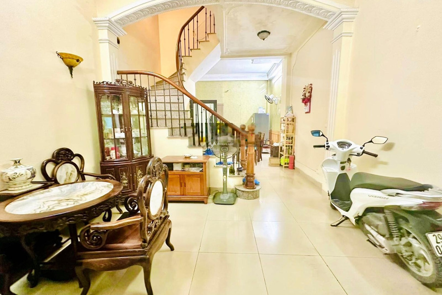 Nhà có 6 PN bán nhà ở diện tích chuẩn 40m2 bán ngay với giá cực tốt từ 5.2 tỷ gần Nhân Chính, Thanh Xuân-01