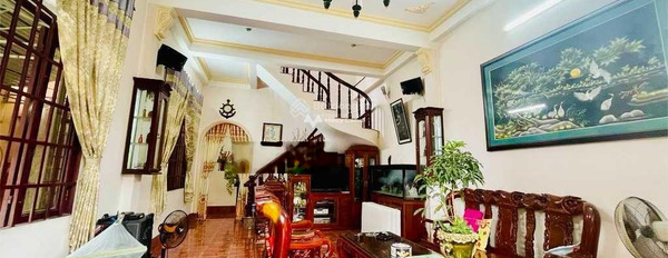 Vị trí đặt ngay trung tâm Biên Hòa, Đồng Nai bán nhà bán ngay với giá tốt nhất chỉ 6.78 tỷ trong nhà này có 4 PN-02