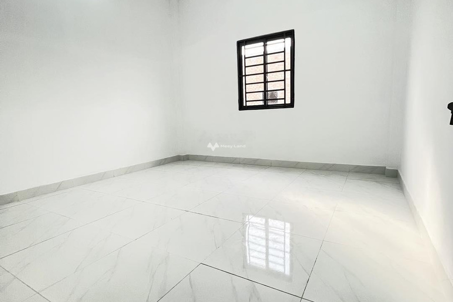 Tổng quan ngôi nhà này có 2 phòng ngủ bán nhà có diện tích chung 80m2 vị trí đặt ngay tại Nguyễn Ảnh Thủ, Quận 12-01
