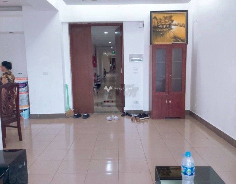 Cho thuê chung cư vị trí đặt nằm tại Nguyễn Lam, Hà Nội, trong căn hộ này 3 PN, 2 WC liên hệ chính chủ-01