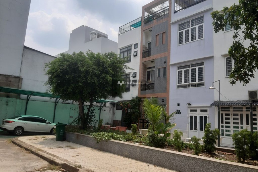 Cho thuê nhà ở diện tích thực tế 60m2 giá thuê cực mềm 18 triệu/tháng vị trí thuận lợi Dương Đức Hiền, Hồ Chí Minh-01