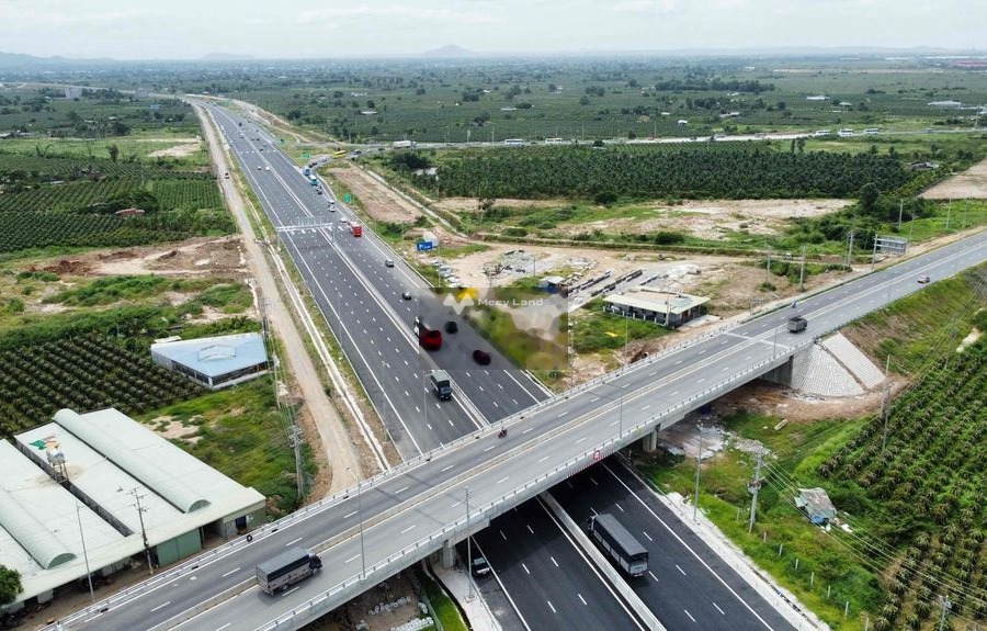 Vị trí mặt tiền tọa lạc ngay ở Hàm Kiệm, Hàm Thuận Nam bán đất, giá bán phải chăng chỉ 720 triệu diện tích rộng 1000m2-01