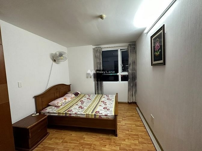 Trong căn hộ này có 3 phòng ngủ, cho thuê căn hộ vị trí đặt vị trí ở Cô Giang, Quận 1, 2 WC còn chần chờ gì nữa-01