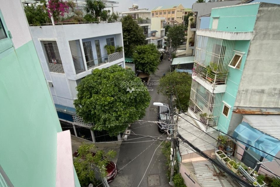 Bán nhà ngay ở Đường 10, Hồ Chí Minh bán ngay với giá hấp dẫn 7 tỷ có diện tích 18525m2 hướng Đông tổng quan căn nhà này 3 PN-01