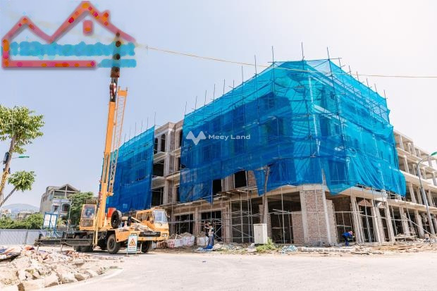Uông Bí, Quảng Ninh, bán biệt thự, bán ngay với giá tốt nhất chỉ 3.6 tỷ Diện tích đất 88m2 lh ngay!-01