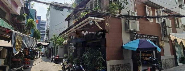 Ở Bình Thạnh, Hồ Chí Minh, bán nhà, giá bán đàm phán 13.5 tỷ có diện tích 85m2, trong nhà này có 5 phòng ngủ vào ở ngay-03