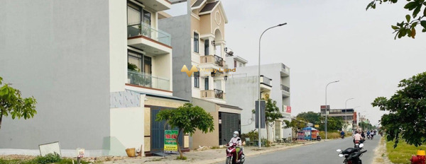 Bán đất diện tích 100m2, vị trí thuận lợi Tân Bình, Hồ Chí Minh-02