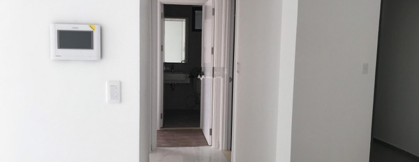 Cho thuê chung cư nằm ngay bên trong Quận 2, Hồ Chí Minh, tổng quan căn hộ gồm 2 phòng ngủ, 2 WC thuận tiện đi lại-02