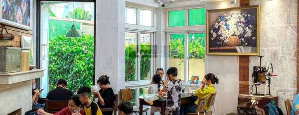 Cho thuê nhà vị trí mặt tiền nằm ở Phú Nhuận, Hồ Chí Minh, thuê ngay với giá hữu nghị từ 150 triệu/tháng diện tích rất rộng 144m2-02