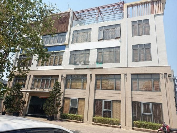 Vị trí đẹp tọa lạc ở Quận 9, Hồ Chí Minh bán nhà bán ngay với giá đặc biệt 42 tỷ tổng quan ngôi nhà này gồm 44 PN 44 WC-01