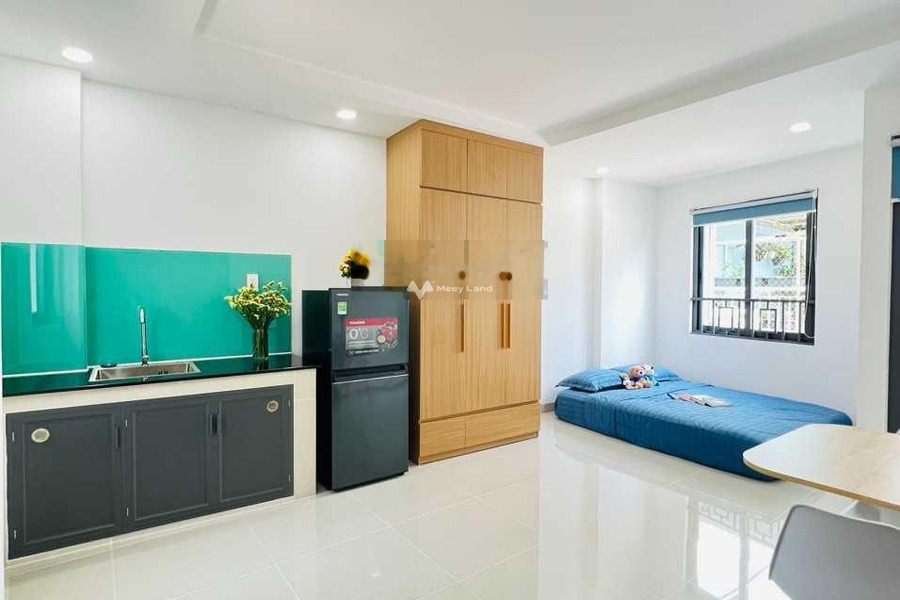 Cho thuê phòng trọ vị trí đặt ngay Phường 15, Hồ Chí Minh, căn này gồm 1 phòng ngủ, 1 WC nhà bao mới-01