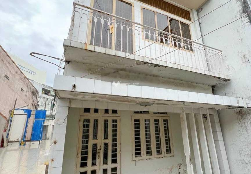 Bán nhà có diện tích rộng 177m2 vị trí tiện lợi ngay tại Trần Hưng Đạo, Ninh Kiều bán ngay với giá rẻ chỉ 4.9 tỷ tổng quan ở trong nhà có 3 PN, 2 WC-01