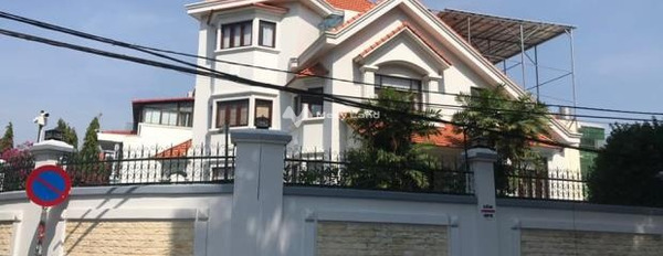 Căn nhà gồm có tất cả 6 PN, bán biệt thự, giá bán cực rẻ chỉ 2.62 tỷ diện tích tầm trung 160m2 vị trí đẹp ngay trên Bình Chánh, Hồ Chí Minh-03