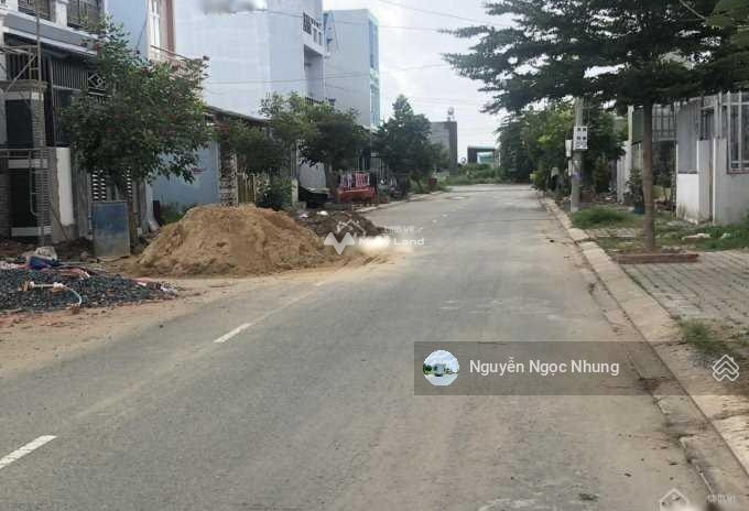 Nguyễn Thị Bảy, Cần Giuộc bán đất toàn bộ khu vực có diện tích 110m2