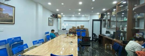 Tổng quan bên trong căn nhà 3 phòng ngủ bán nhà bán ngay với giá thỏa thuận chỉ 6.8 tỷ diện tích 52m2 vị trí thích hợp Thanh Xuân, Hà Nội-02