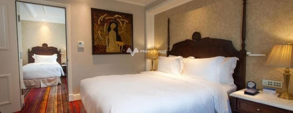 Cần bán khách sạn vị trí đặt ngay trung tâm Hoàn Kiếm, Hà Nội. Diện tích 142m2-02