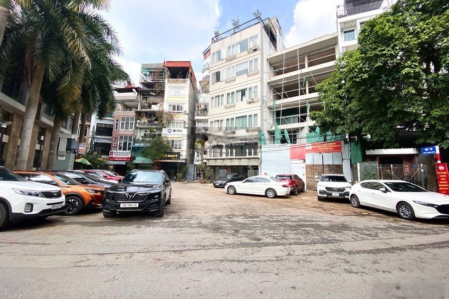 Bán nhà bán ngay với giá thương mại 6.8 tỷ diện tích khoảng 30m2 vị trí hấp dẫn ngay tại Khâm Thiên, Hà Nội-01