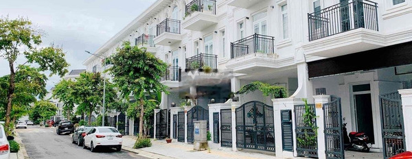 Diện tích mặt tiền 210m2, cho thuê nhà ở vị trí cực kì thuận lợi ngay tại Hải Châu, Đà Nẵng liên hệ liền-02