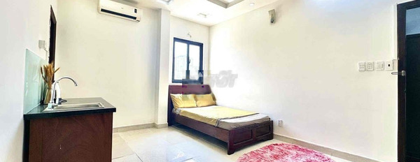 Cho thuê căn hộ, vị trí mặt tiền tọa lạc ở Phổ Quang, Phú Nhuận giá thuê phải chăng từ 4 triệu/tháng có diện tích quy ước 30m2-02