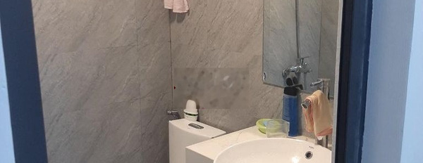 TÔI CHÍNH CHỦ CẦN BÁN GẤP CĂN HỘ 2PN, 2WC TẦNG THẤP TIỆN ĐI LẠI TẠI HH -02