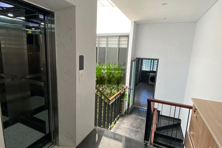 Cho thuê nhà vị trí đặt tại Hải Châu, Đà Nẵng, giá thuê cực mềm từ 35 triệu/tháng diện tích vừa phải 95m2, trong nhà nhìn chung gồm 6 phòng ngủ-01